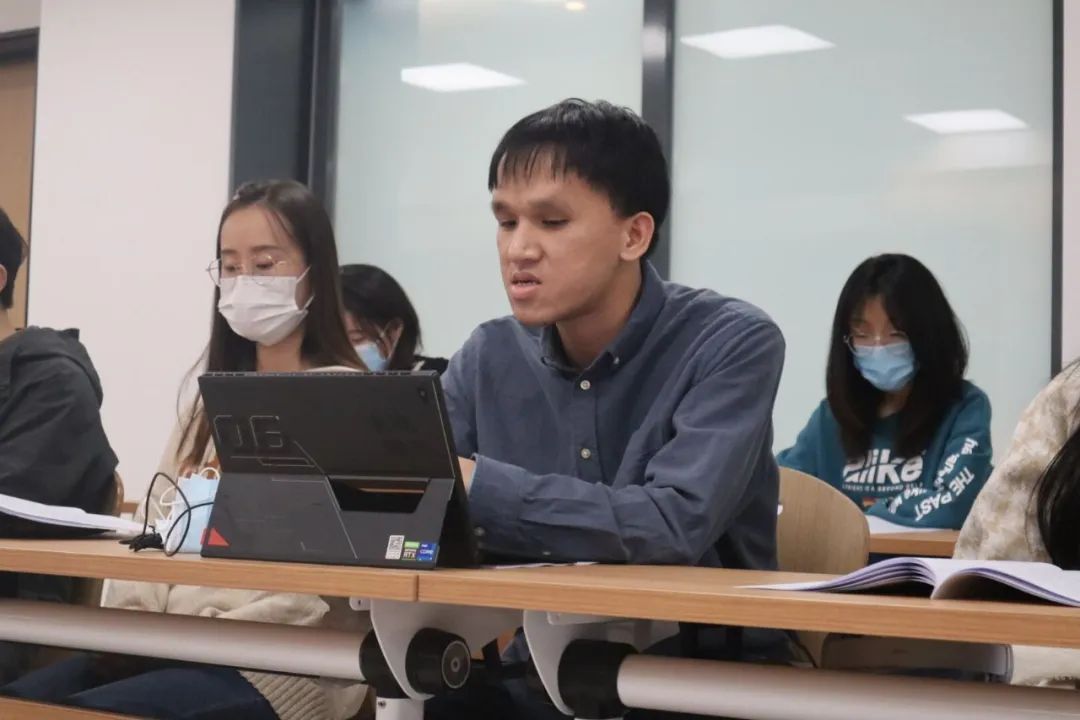 韩国成人直播